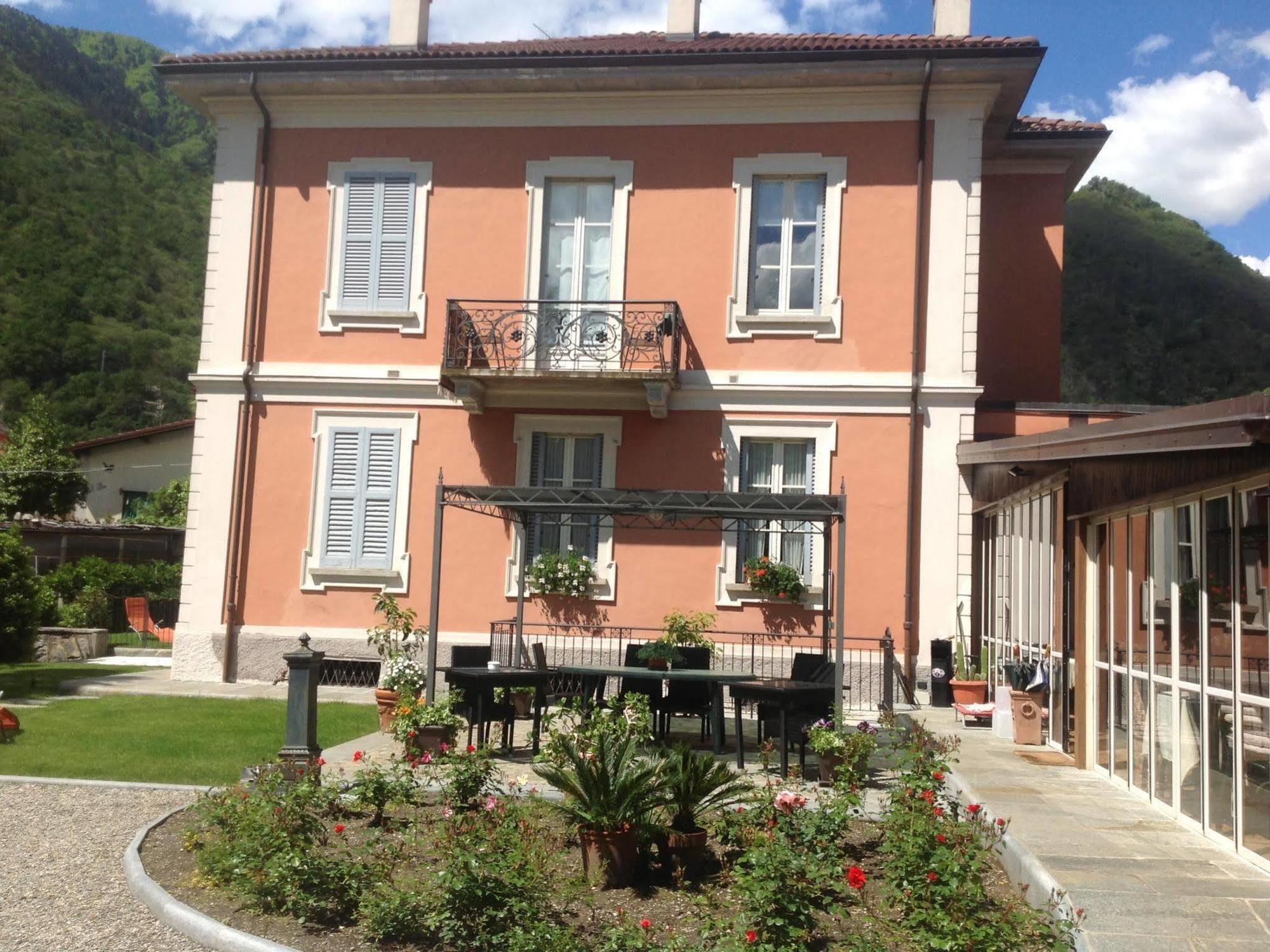 B&B Villa Dei Pini Cannobio Bagian luar foto