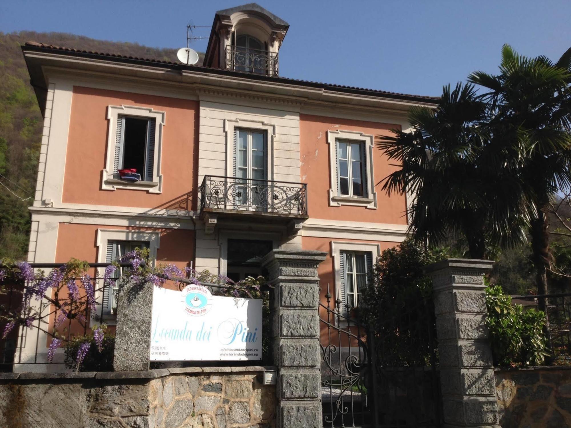 B&B Villa Dei Pini Cannobio Bagian luar foto