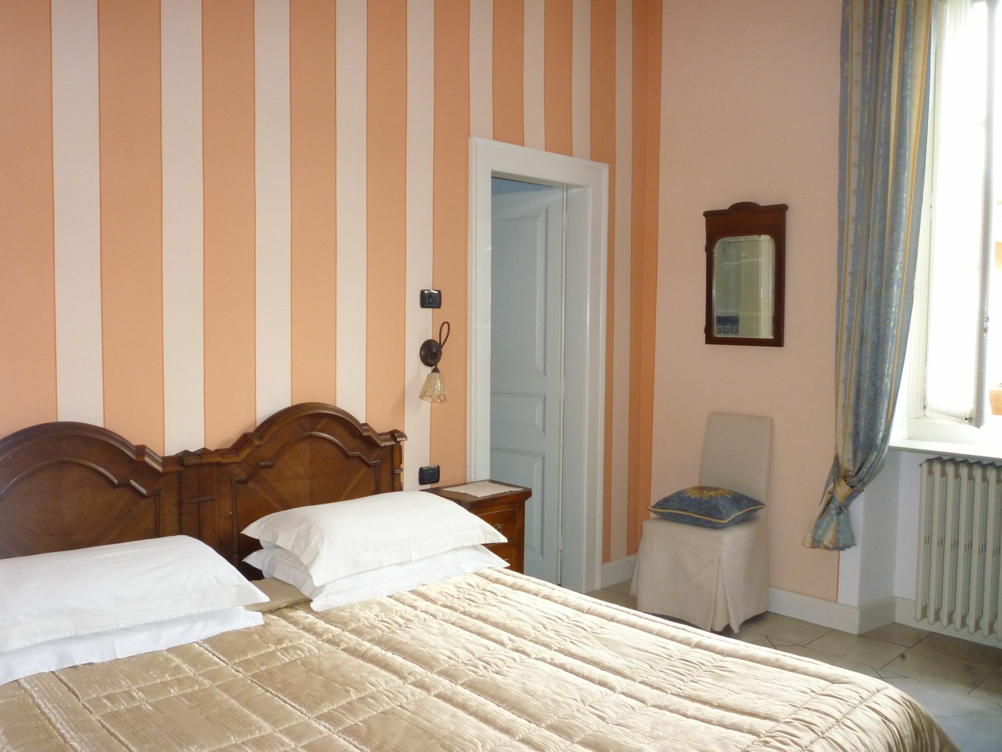 B&B Villa Dei Pini Cannobio Bagian luar foto